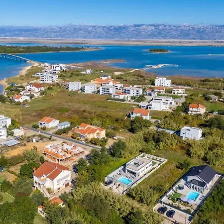 Villa Rafaelo - Privlaka By Guide